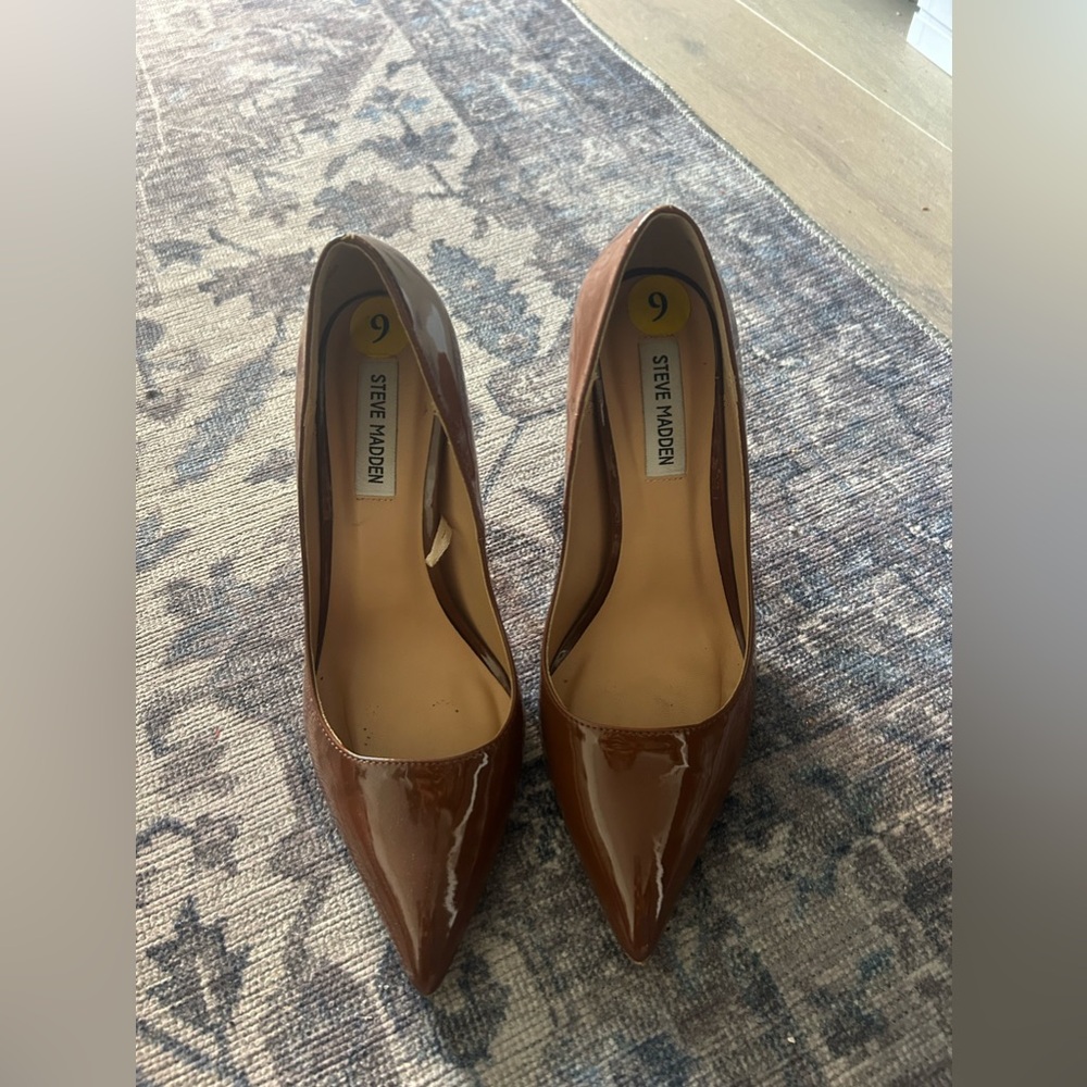 Steve Madden heel